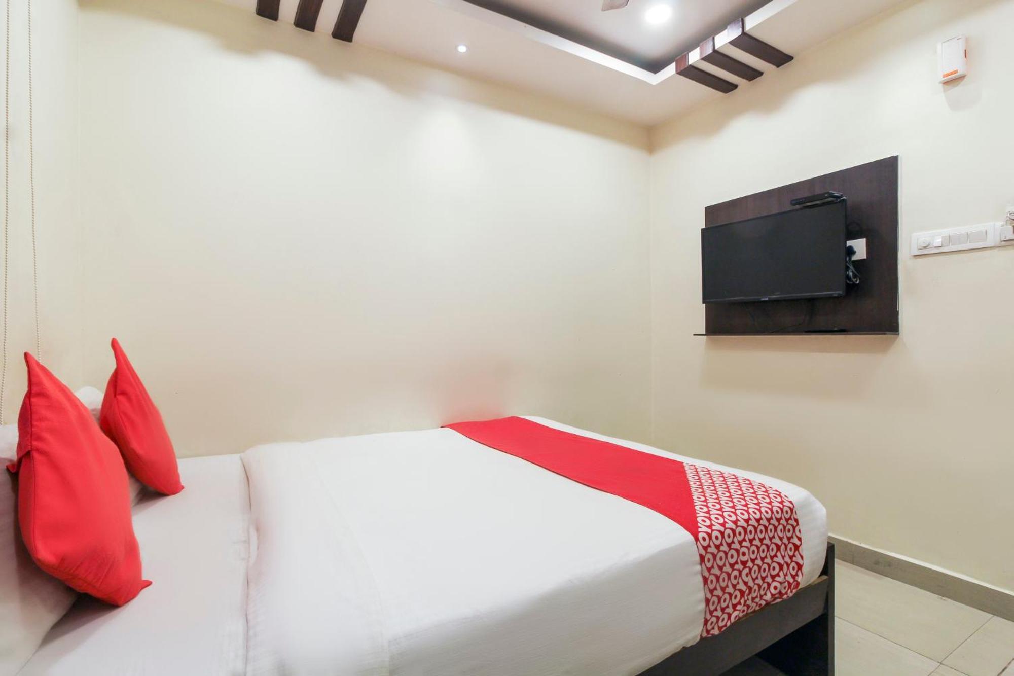 Hotel O Sri Harsha Residency Near Jntu Metro 하이데라바드 외부 사진
