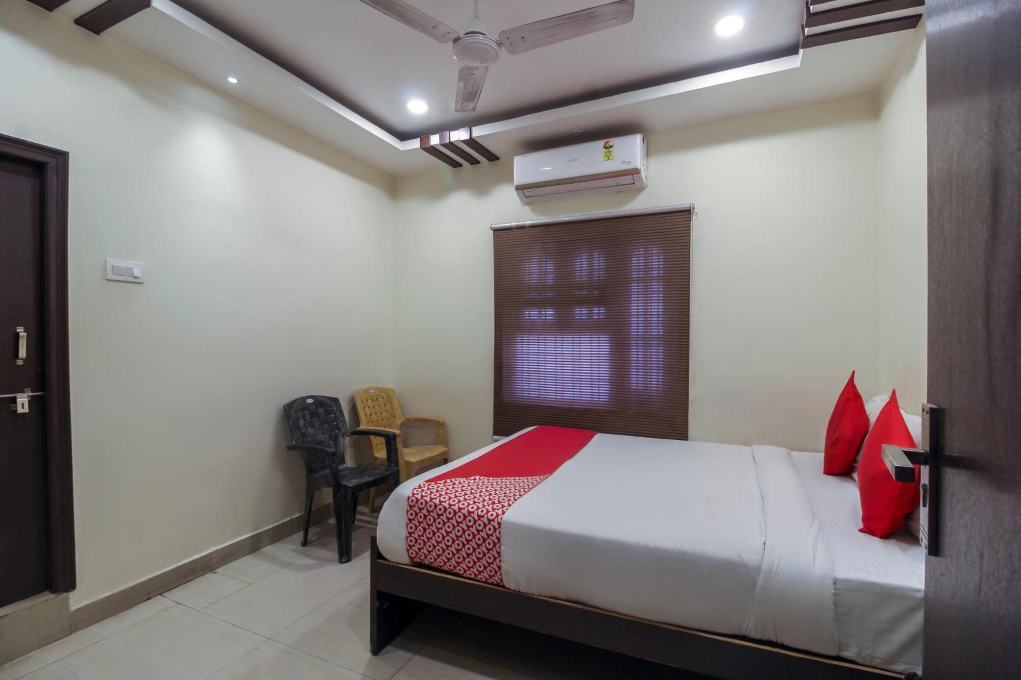 Hotel O Sri Harsha Residency Near Jntu Metro 하이데라바드 외부 사진