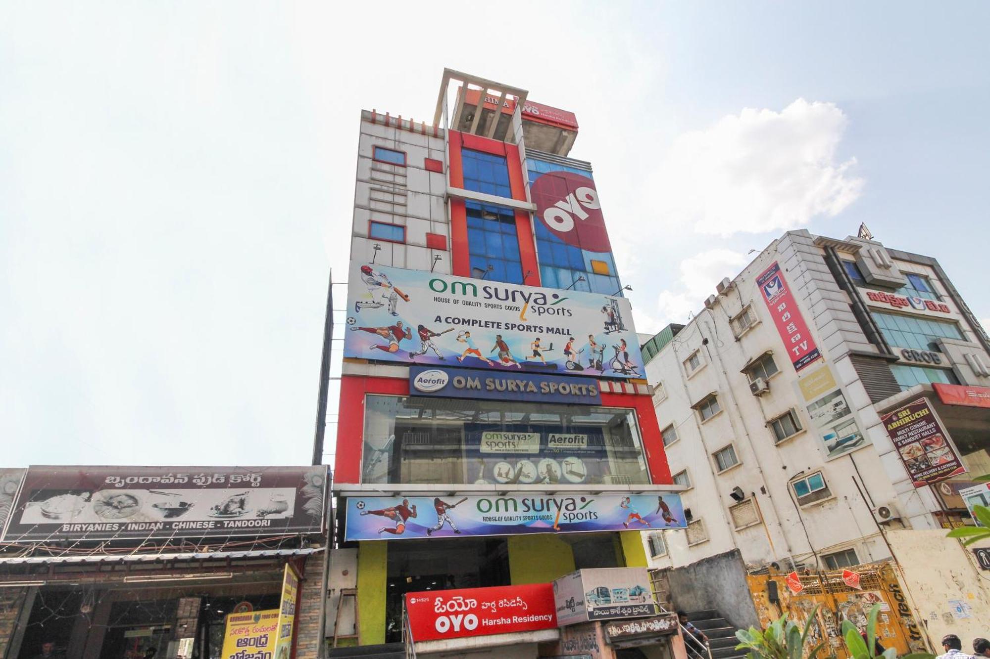 Hotel O Sri Harsha Residency Near Jntu Metro 하이데라바드 외부 사진