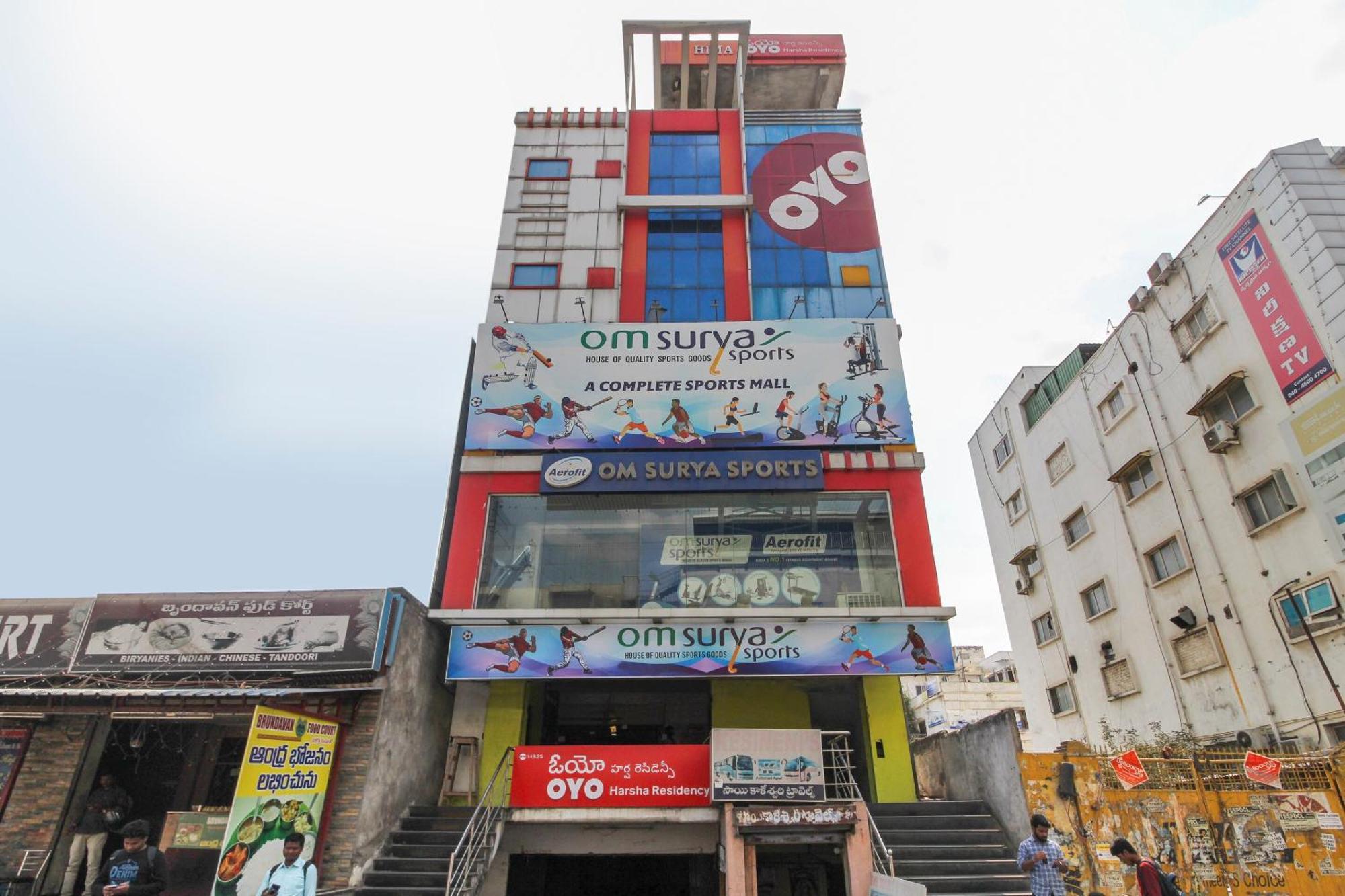 Hotel O Sri Harsha Residency Near Jntu Metro 하이데라바드 외부 사진