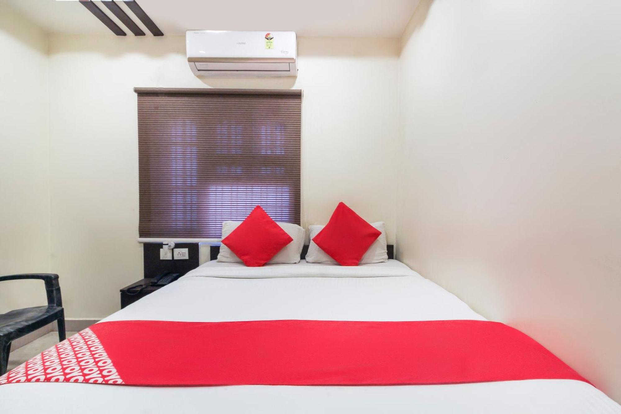 Hotel O Sri Harsha Residency Near Jntu Metro 하이데라바드 외부 사진
